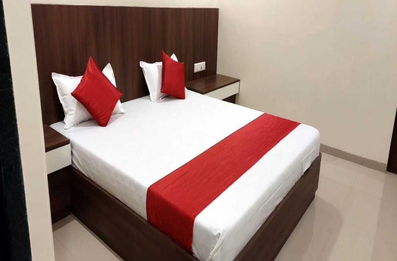 Hotel Sagar กาลยัน ภายนอก รูปภาพ