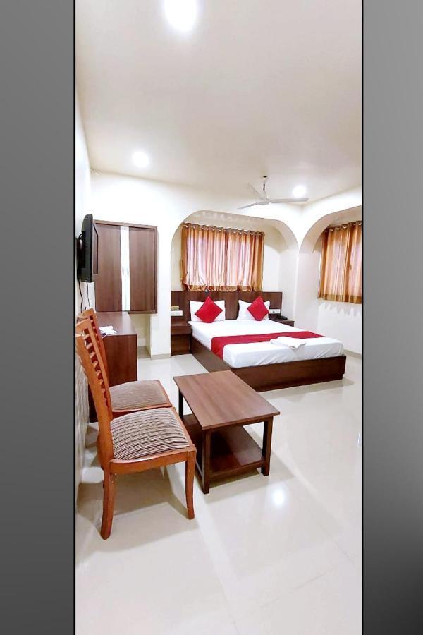 Hotel Sagar กาลยัน ภายนอก รูปภาพ