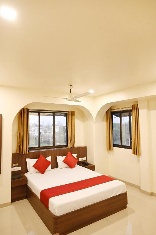Hotel Sagar กาลยัน ภายนอก รูปภาพ