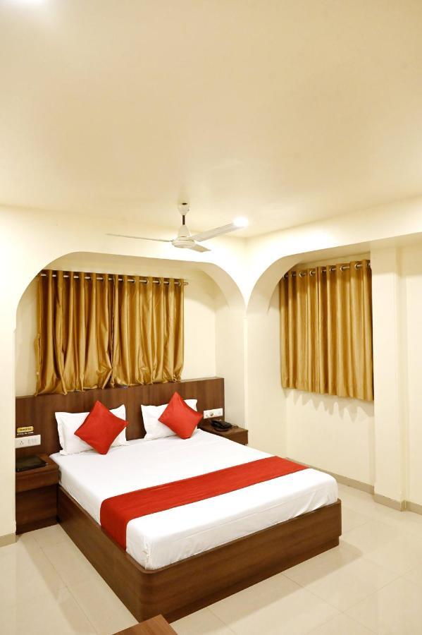 Hotel Sagar กาลยัน ภายนอก รูปภาพ